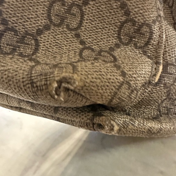 Additional pictures of Gucci diaper bag